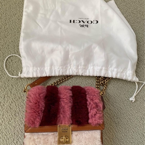 Coach real fur hutch bag patchwork shearling Hutton woman purse pink - Picture 5 of 8